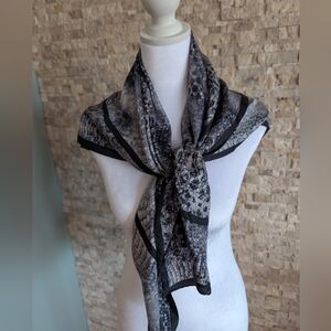 Vintage Oscar de la Renta 100% Silk Snakeskin Print Scarf Quiet Luxury Old Money